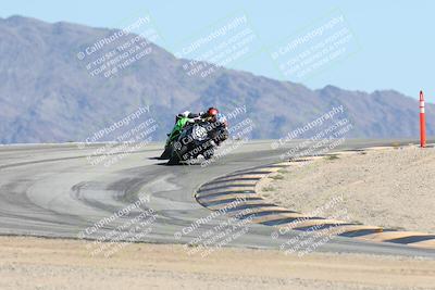 media/Oct-05-2025-CVMA (Sun) [[beeef4f201]]/Race 11-500-400(4)-350 Supersport/